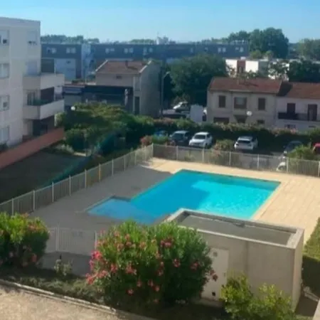 L'etoile Biterroise - De Avec Piscine Et Parking Gratuit A شقة *