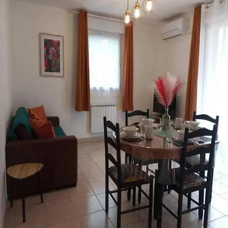 L'Etoile Biterroise - Location Appartement De Vacances - Beziers Apartment *