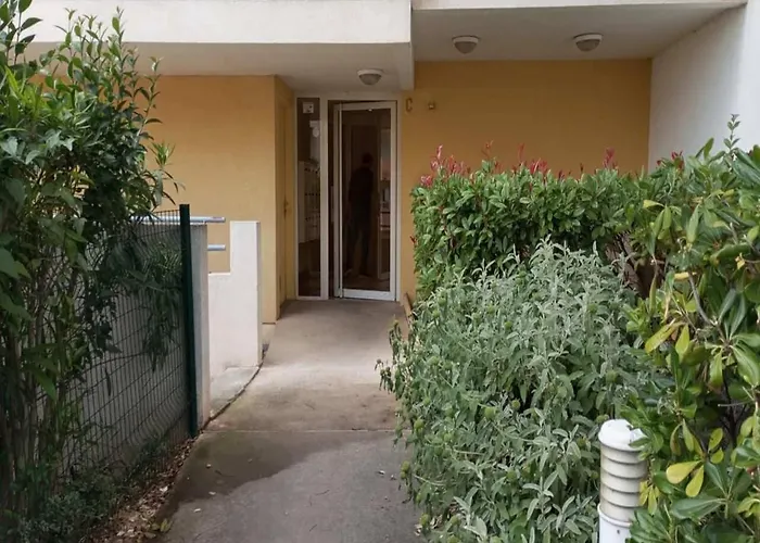 Διαμέρισμα L'etoile Biterroise - De Avec Piscine Et Parking Gratuit A Μπεζιέ